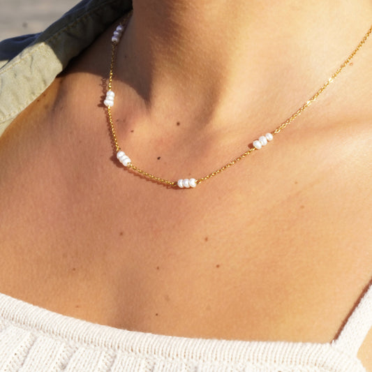 Alani Triple Pearl Choker