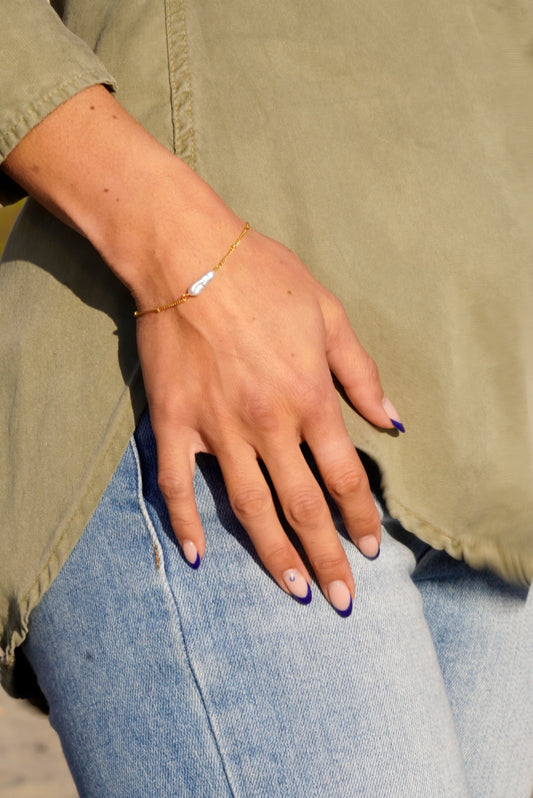 Baroque Pearl Dotted Bracelet